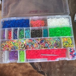 Elastics to make bracelets